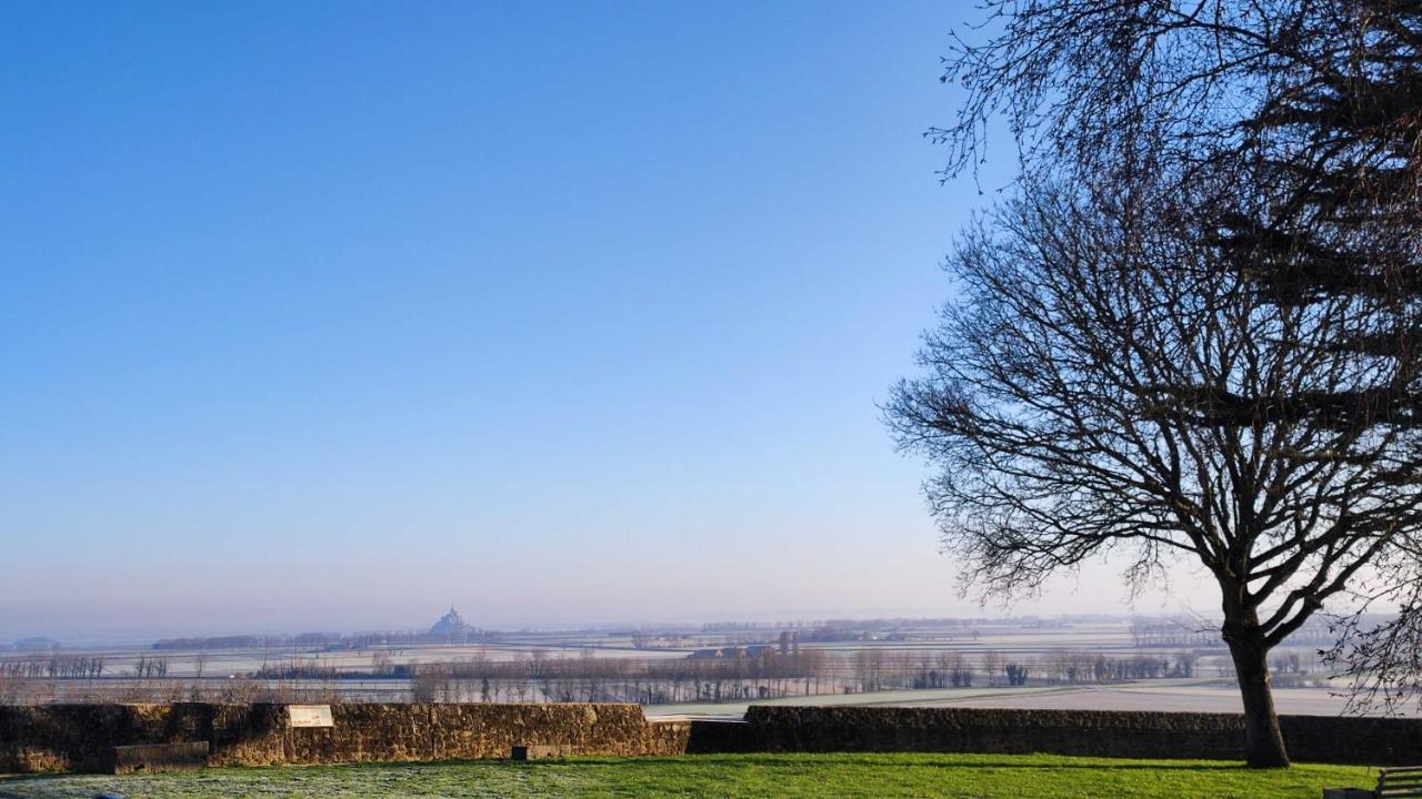 Le Mont Comme A La Maison Roz sur Couesnon Bagian luar foto